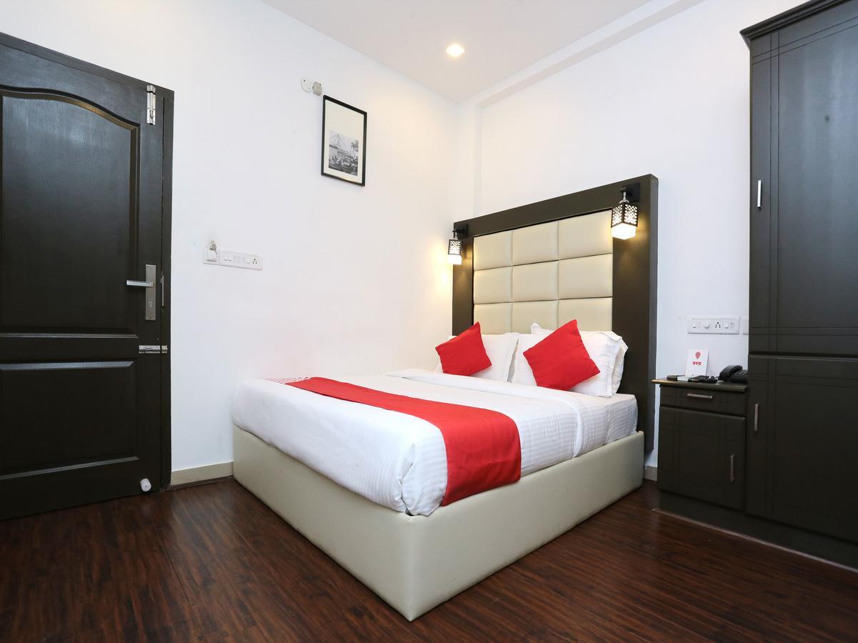 Hotel Qube Kochi Exterior foto